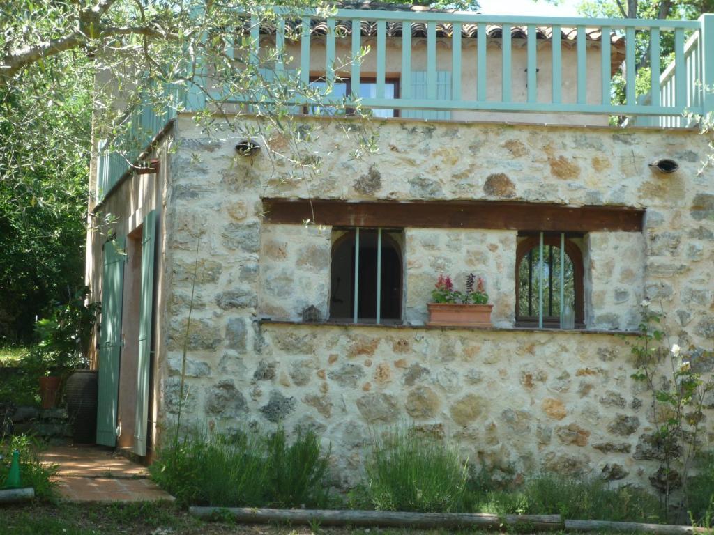 Bed and Breakfast La Rose Des Vents Montauroux Zimmer foto